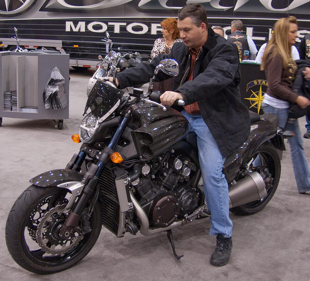 motorcycle_show_09254